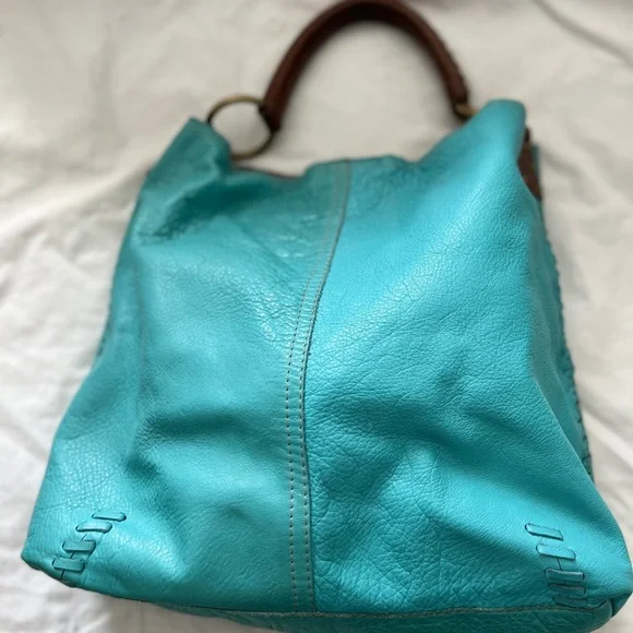 Lucky Leather Should bag - Picture 2 of 3